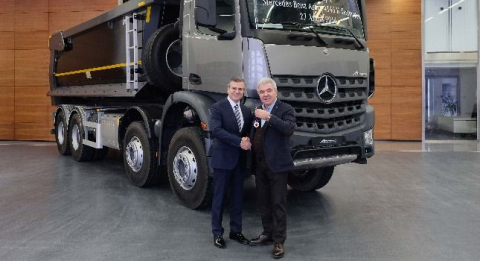 Orkun Grup'a 25 Adet Mercedes-Benz Arocs