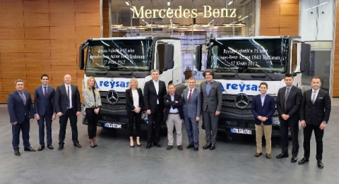 Mercedes-Benz Türk Reysaş Lojistik ile 27 Yıllık İşbirliğini Yeni Bir Teslimatla Güçlendirdi