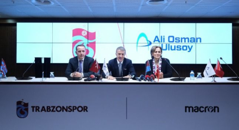 Trabzonspor’un yeni Mercedes-Benz Tourismo’su Ali Osman Ulusoy Turizm’den