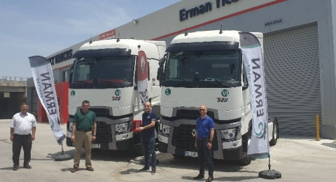 Optifuel Challenge Türkiye Birincisi Aktur, İlk Renault Trucks Araçlarını Teslim Aldı
