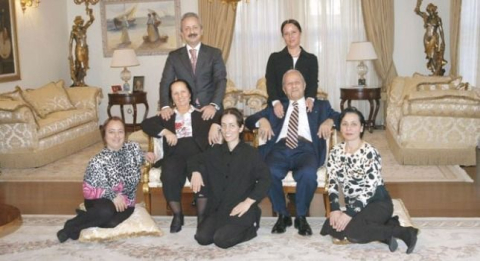 Haluk Ulusoy'un Annesi Süreyya ULUSOY Hayatını Kaybetti
