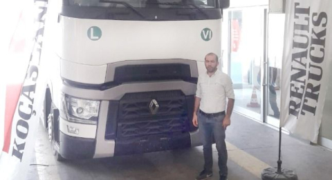 Mermer Nakliyesinde Renault Trucks Tam Güçte