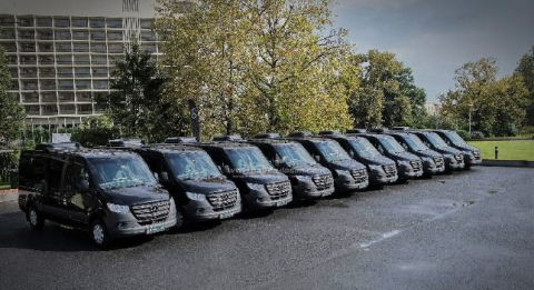 İlk 10+1 Koltuklu Mercedes-Benz Sprinter Filosu Travelium Turizm’e Teslim Edildi