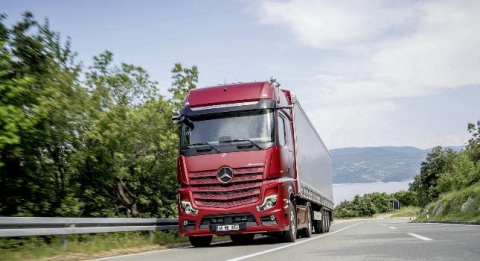 Mercedes-Benz Finansal Hizmetler’den Kamyon Modellerine Ekim Ayına Özel Fırsatlar