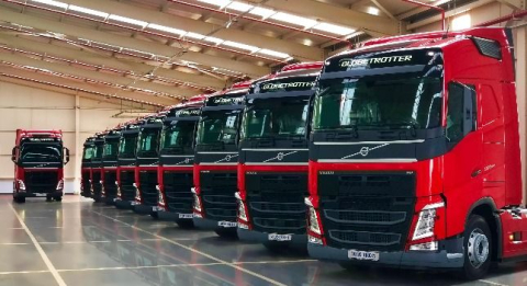 Volvo Trucks’tan Nalçacılar Nakliyat’a  15 Adet Volvo Fh500 Teslimatı