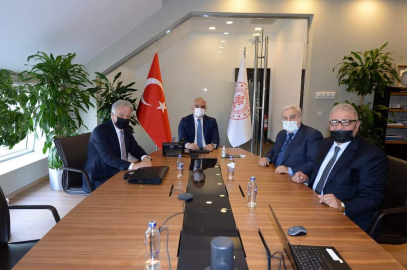 TTDER, acil sorunların çözümü için bakandan destek istedi