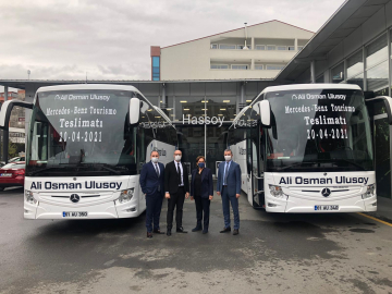 Ali Osman Ulusoy Seyahat, 20 Adet Mercedes-Benz Otobüs Siparişinin İlk 2 Aracını Teslim Aldı