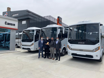 Kaya Tur, 11 Sultan Comfort'u Filosuna Kattı