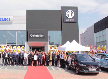 Efsanevi İngiliz MG Ceketciler Otomotiv İle Bursa’yı da Elektriklendirdi!