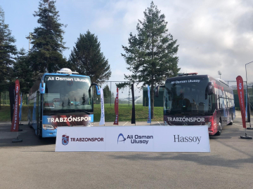 Ali Osman Ulusoy Turizm’den Trabzonspor’a Özel Tasarım Mercedes-Benz Tourismo 16 2+1