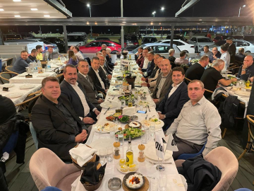 Otokar Bayi Atalay Otomotiv İztad Yönetimi İle Yemekte Buluştu