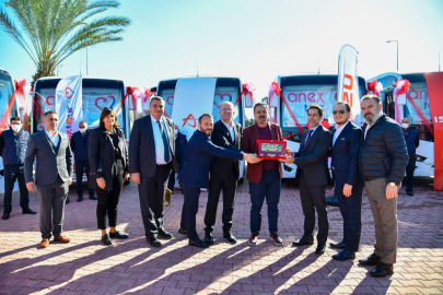 Anadolu Isuzu’dan Anex Tour’a 17 Yeni Novolux Otobüs Teslimatı