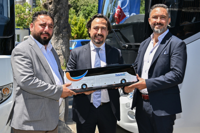 TEMSA’dan Meltem ve Türker Turizm’e 25 araçlık teslimat