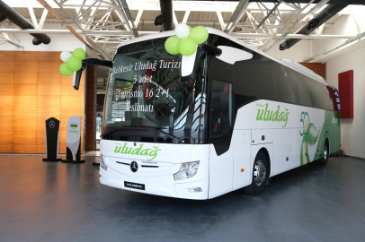 Balıkesir Uludağ Turizm, Mercedes-Benz Türk’ten 5 adet Mercedes-Benz Tourismo 16 2+1 satın aldı