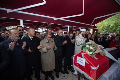 Abdurrahim Albayrak'ın vefat eden torunu toprağa verildi