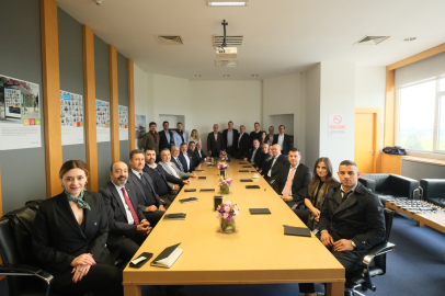 Mercedes-Benz Türk, OİSD Yönetim Kurulu üyelerini Hoşdere Otobüs Fabrikası’nda ağırladı