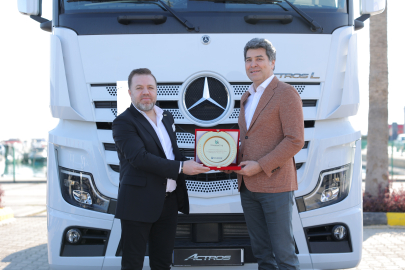 Transaktaş Global Lojistik, Araç Filosunu 208 adet Mercedes-Benz Actros Çekici ile Genişletti