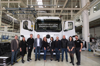 Mercedes-Benz Türk , Aksaray Kamyon Fabrikası’nda 400 Bininci Kamyonunu Üretti