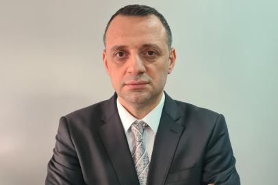 Teknoloji Çağında Adalet Arayışı: Kuralı Sürücü İhlal Ediyor, Cezayı Neden Firma Ödüyor?