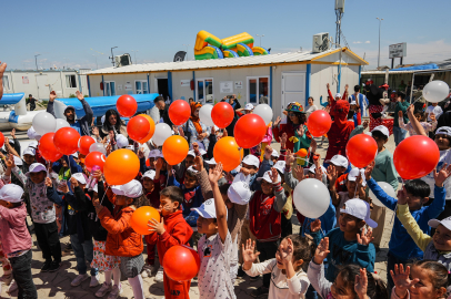 Mercedes-Benz Türk, 6 Şubat Depremlerinin Yıl Dönümünde Toplumsal İyileşmeye Yönelik Çalışmalarını Sürdürüyor