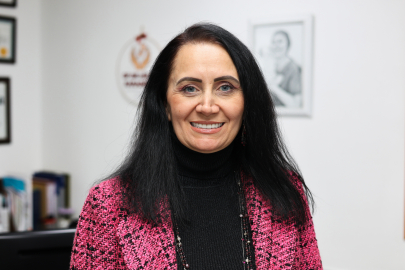 Hiçbir Yol, Bir Kadının Azminden Daha Uzun Değildir