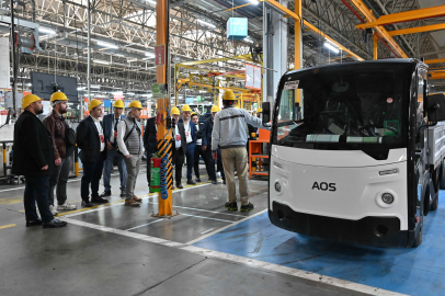 Anadolu Isuzu Üst Yapıcı İş Ortaklarıyla  Kocaeli Fabrikasında Bir Araya Geldi