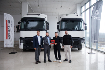 1 Milyon km’lik Performans Yeni Yatırımı Getirdi: İstanbul Lojistik’e 20 Adet Renault Trucks T480 Çekici
