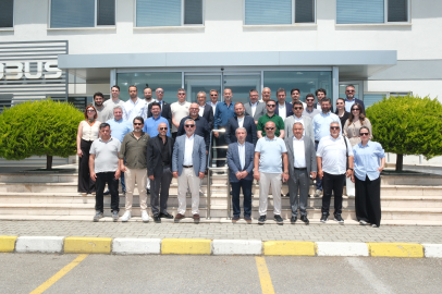 Mercedes-Benz Hafif Ticari Araçlar, İSTAB Üyeleri İle Mercedes-Benz’in Onaylı Minibüs İmalatçısı Olan Arobus’a Ziyaret Gerçekleştirdi