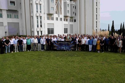 Mercedes-Benz Türk, Kamyon Pazarlama & Satış ve TruckStore İş Ortaklarıyla Kıbrıs’ta Bir Araya Geldi